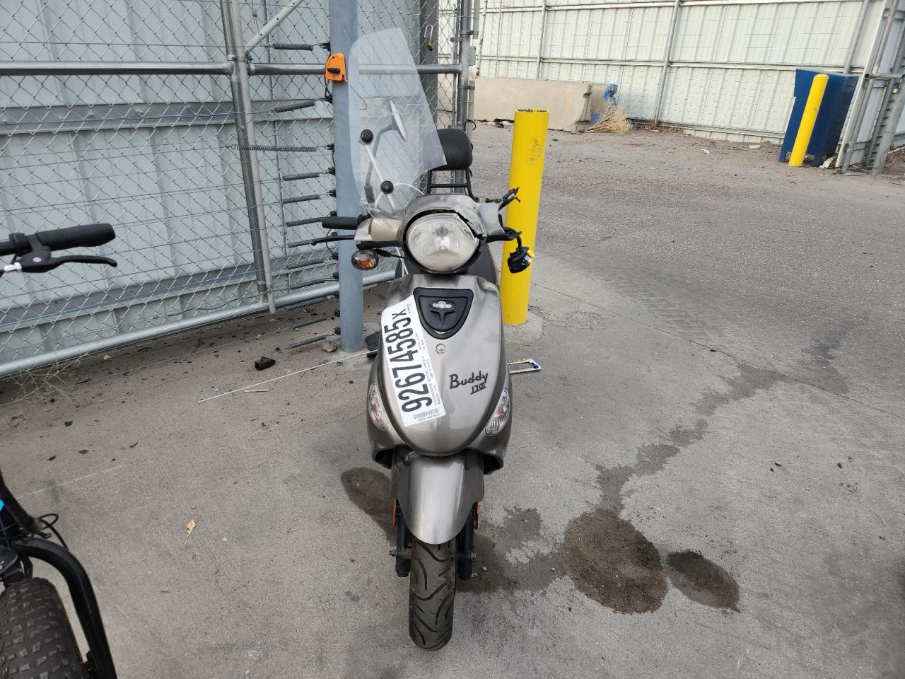 Genuine Scooter Co. Scooter 170i Image 9