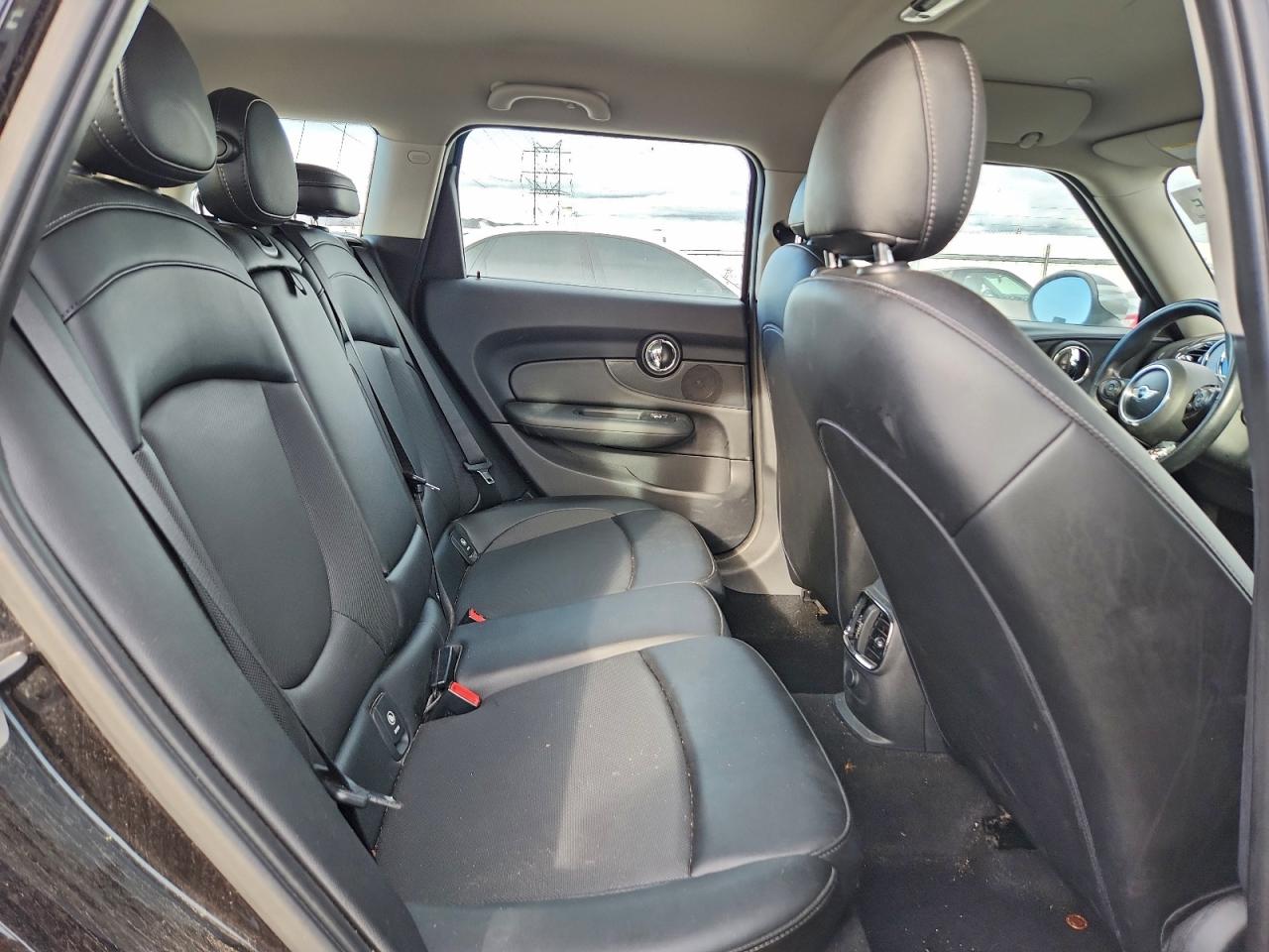 MINI Cooper Clubman All4 Image 12