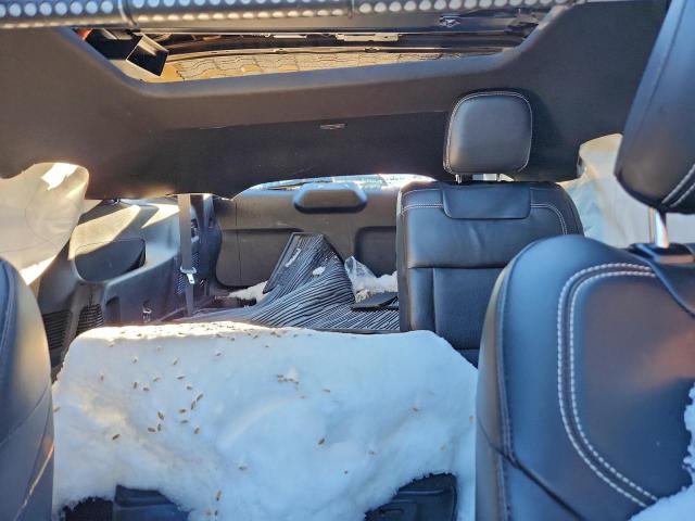 Ford Explorer St Image 10