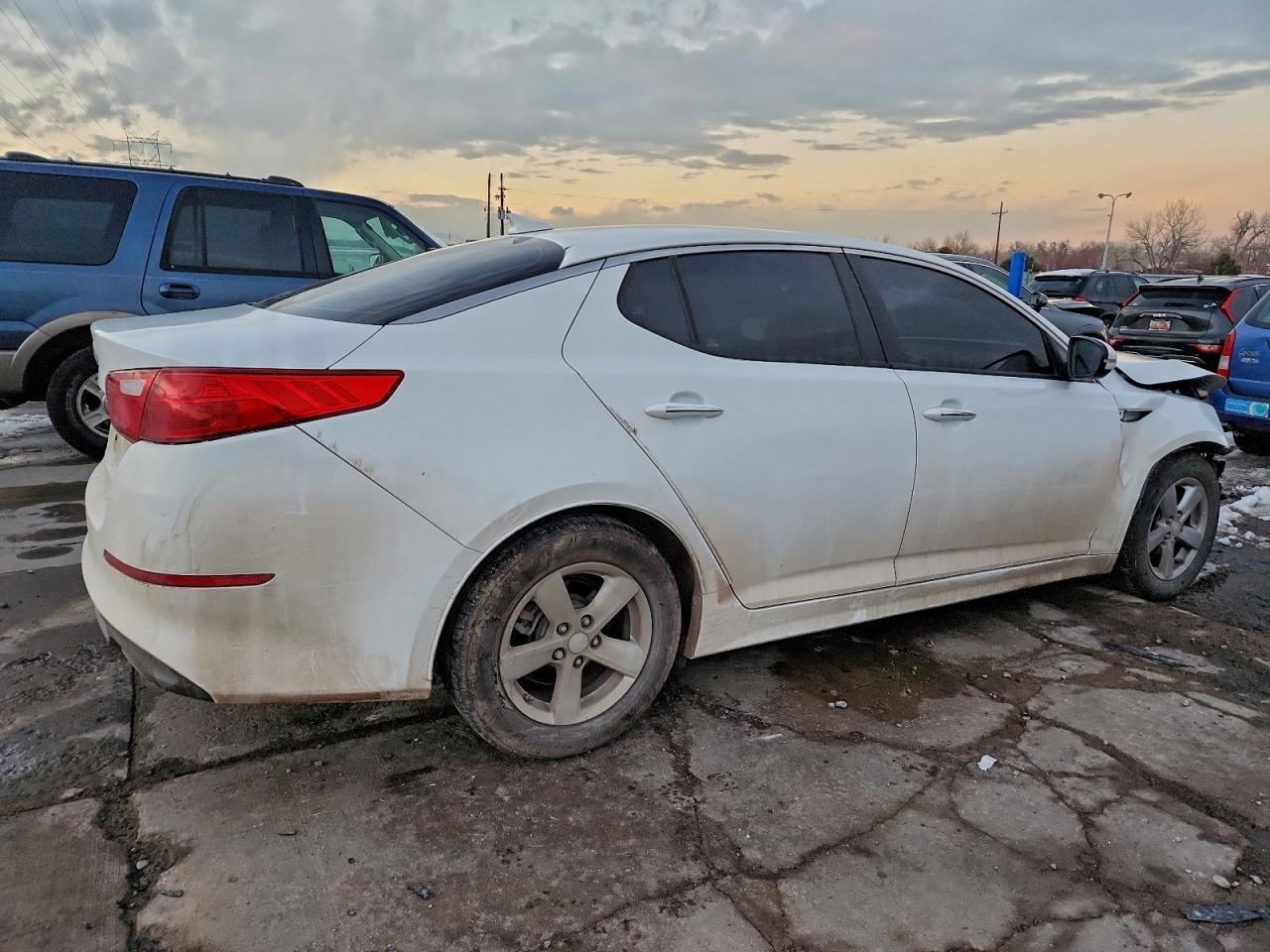 Kia Optima Lx Image 4