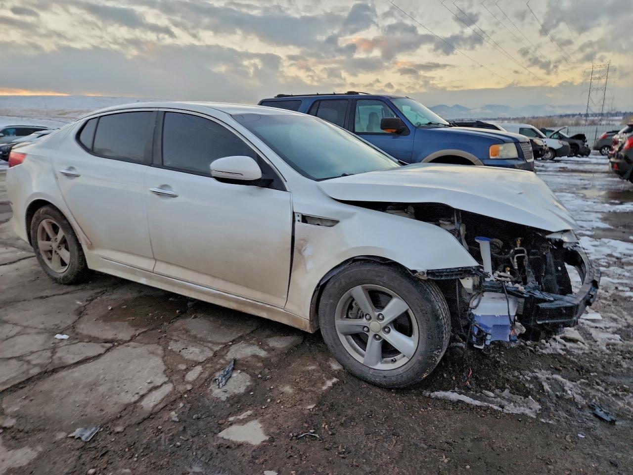 Kia Optima Lx Image 3