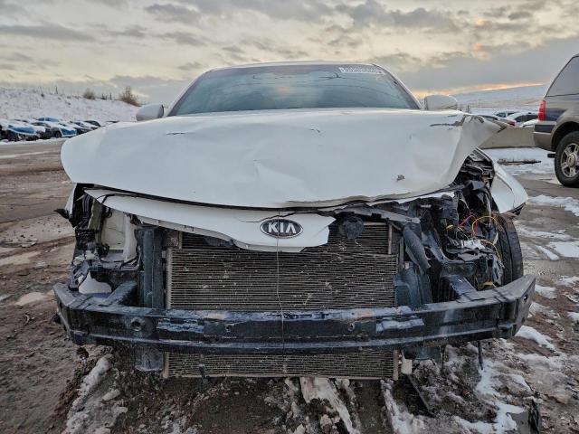 Kia Optima Lx Image 9