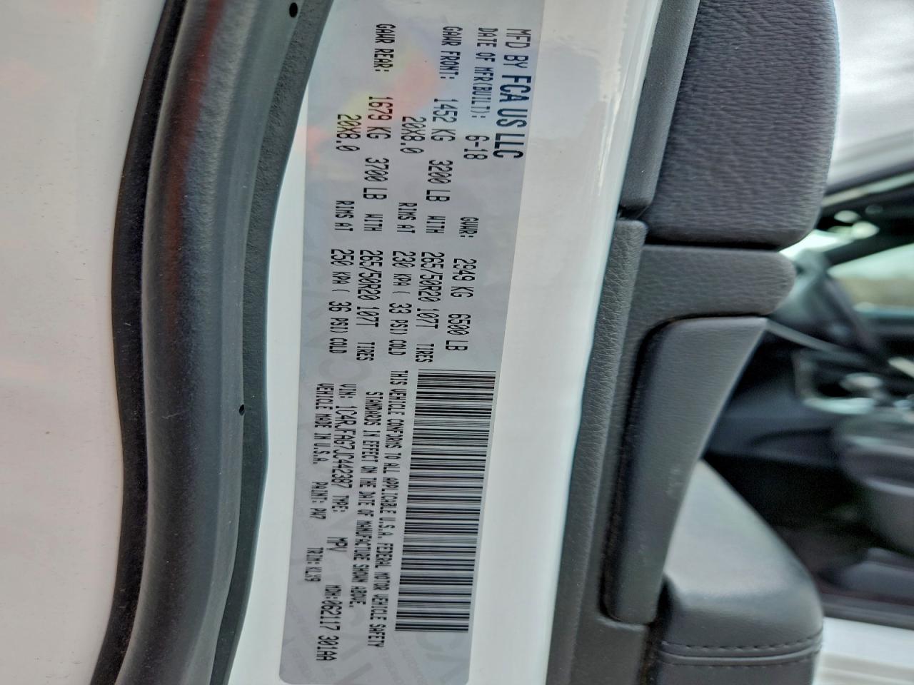 Jeep Grand Cherokee Laredo Image 9