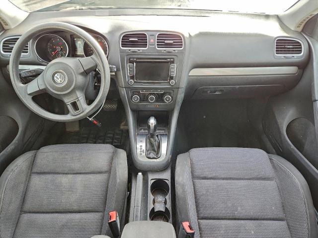 Volkswagen Golf Image 11
