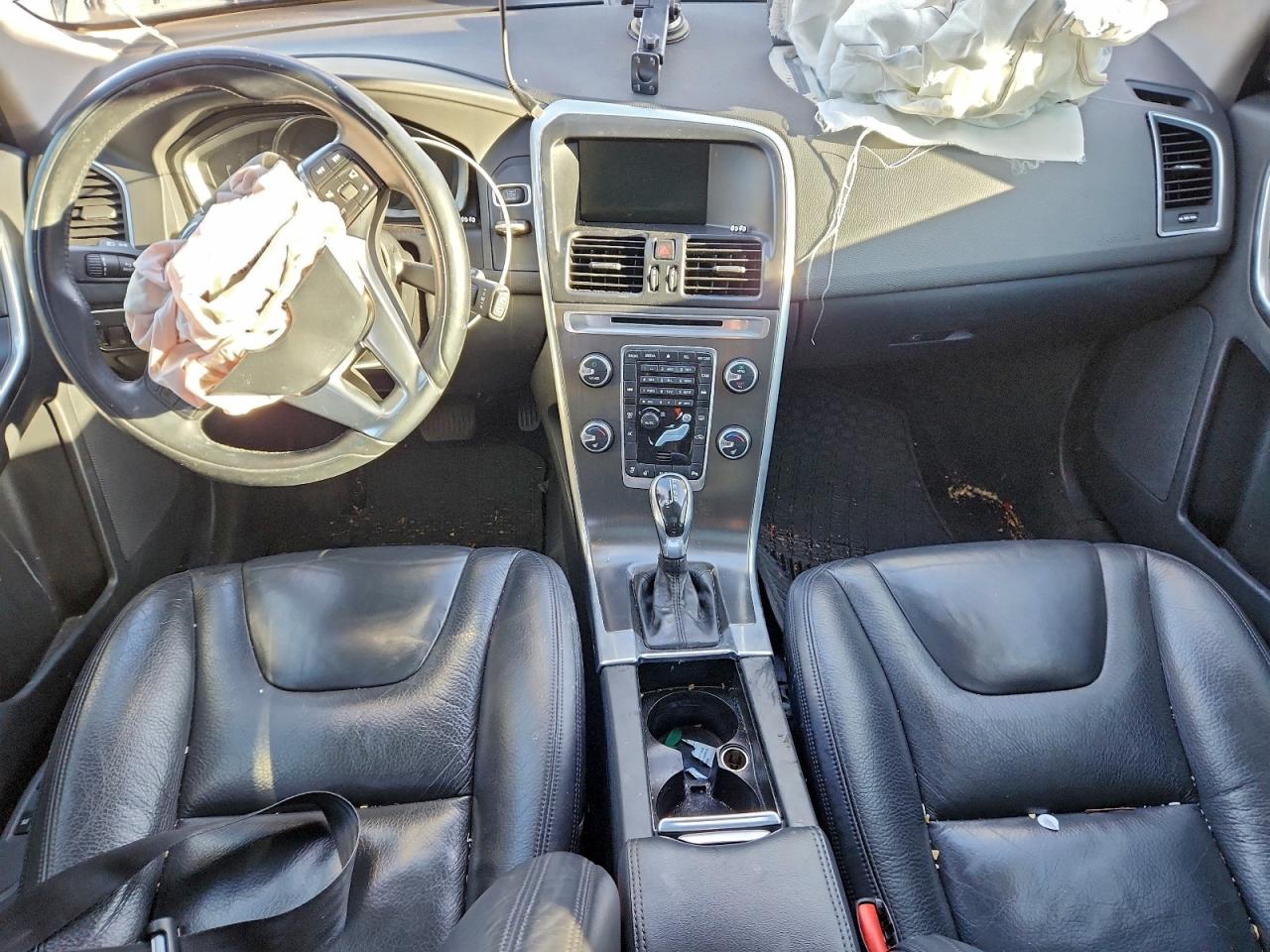 Volvo XC60 3.2 Image 6