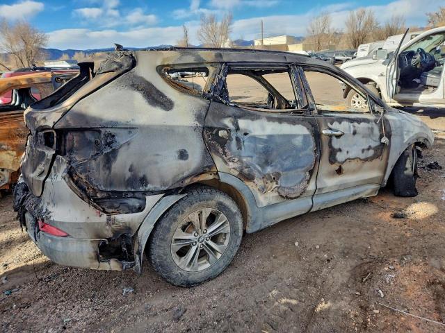 Hyundai SANTA FE Image 2