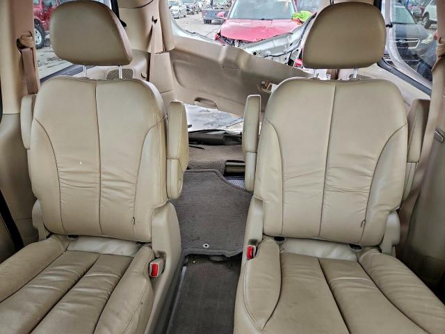 Kia Sedona Ex Image 8