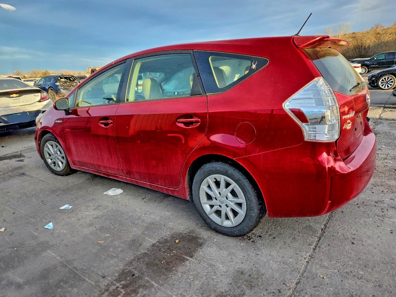 Toyota Prius Image 12