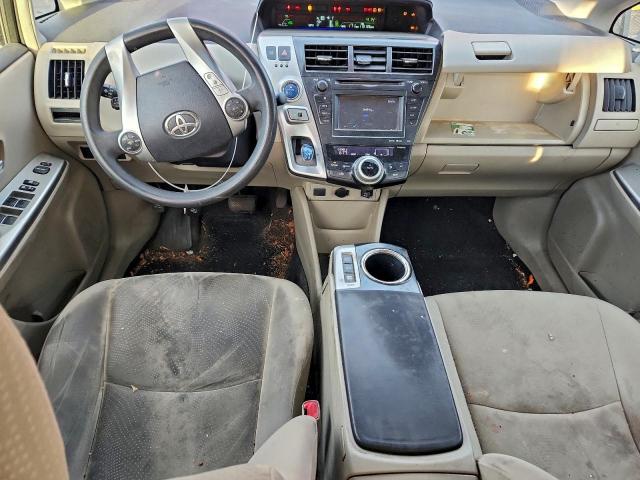 Toyota Prius Image 8