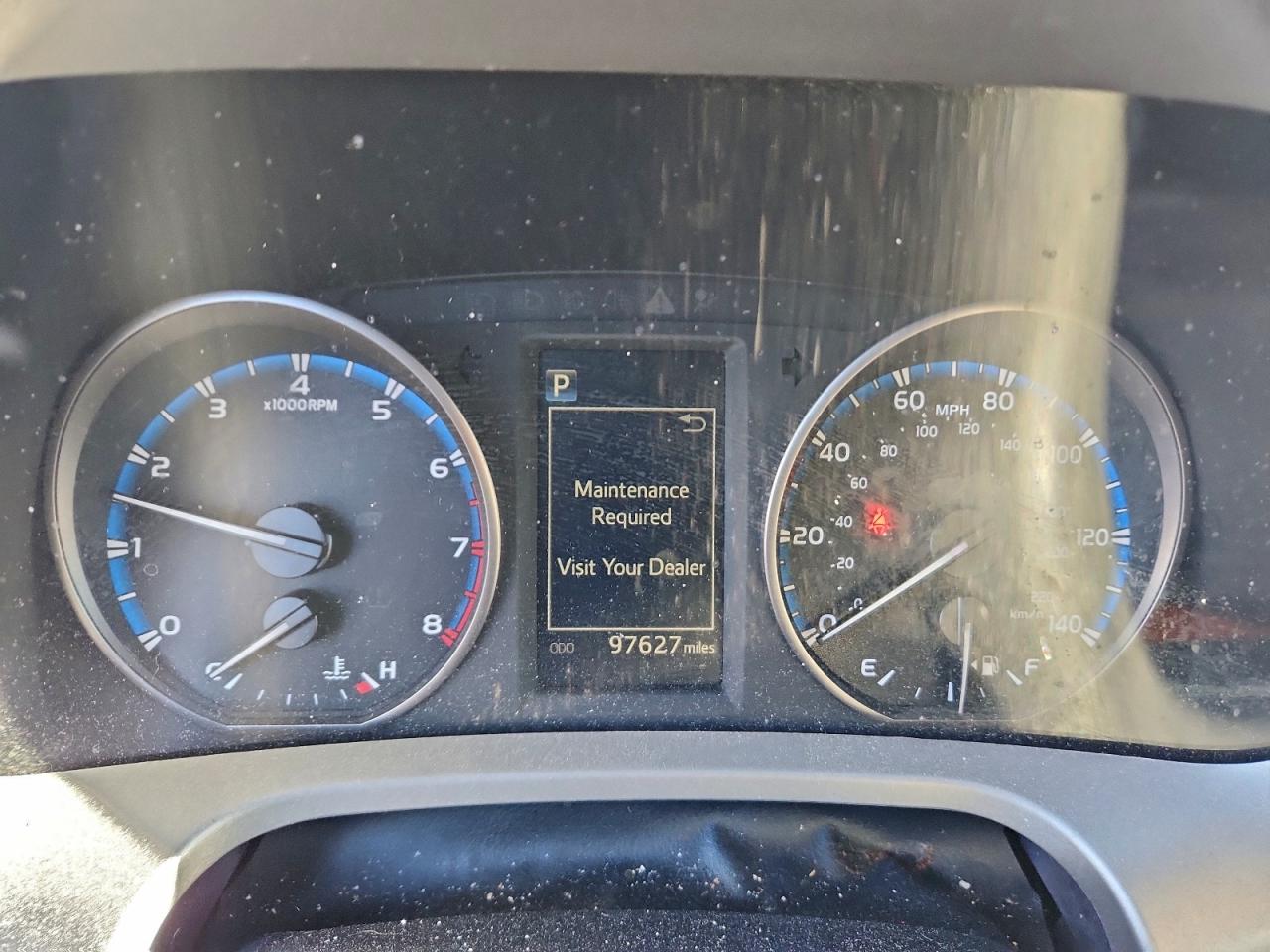 Toyota RAV4 Le Image 5