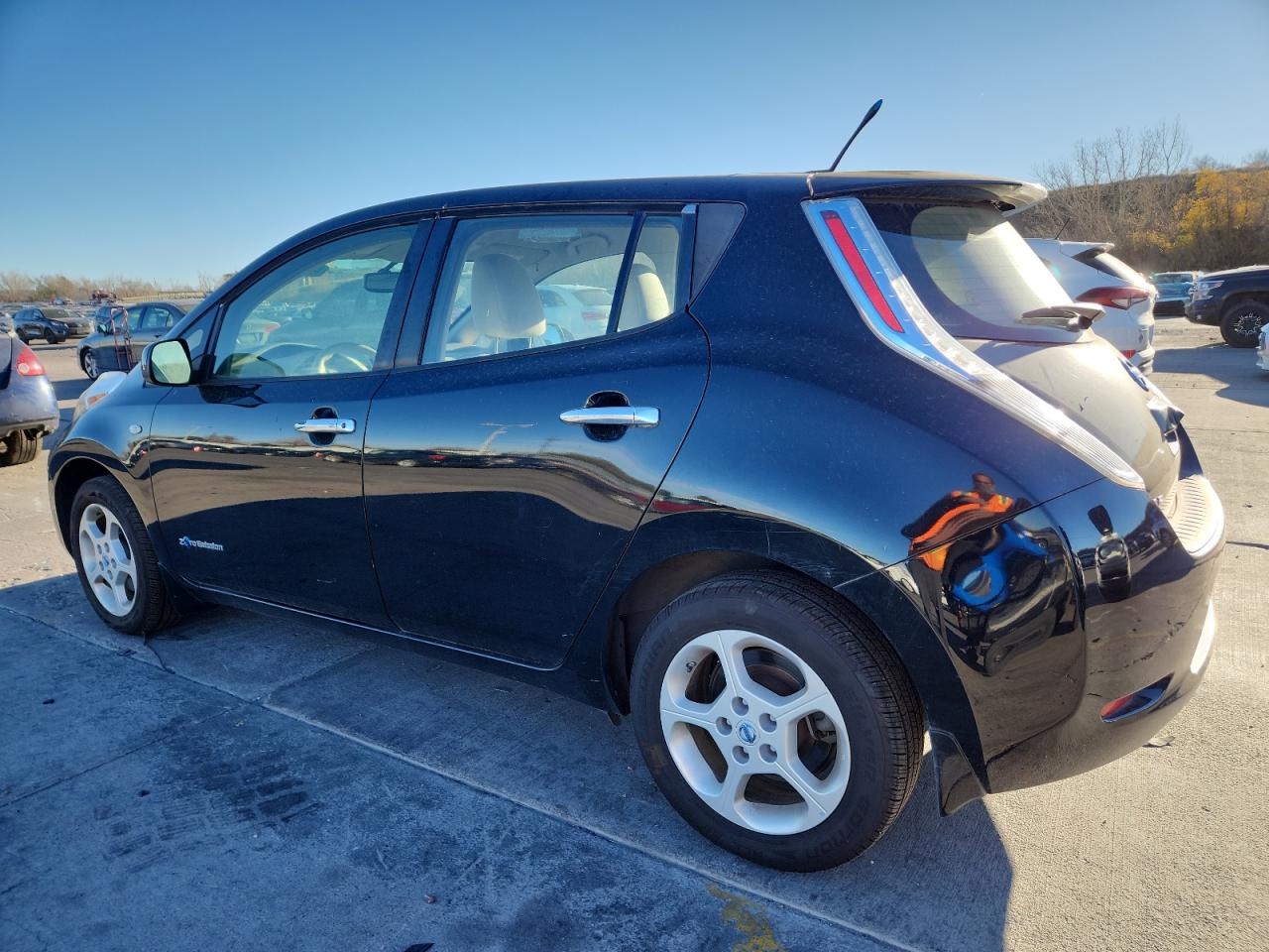 Nissan LEAF Sv Image 4