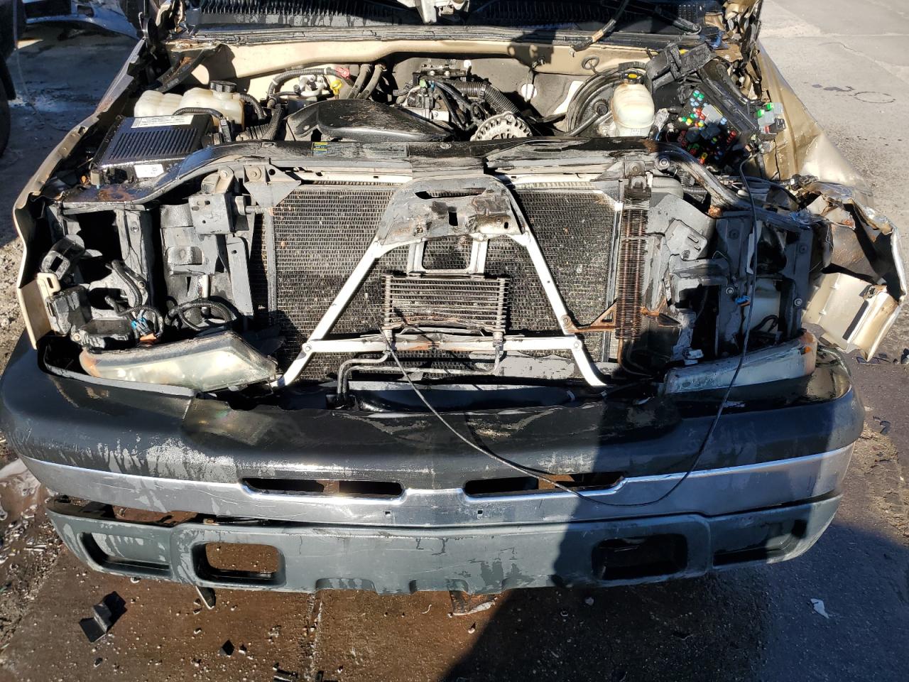 Chevrolet Silverado C1500 Classic Image 2