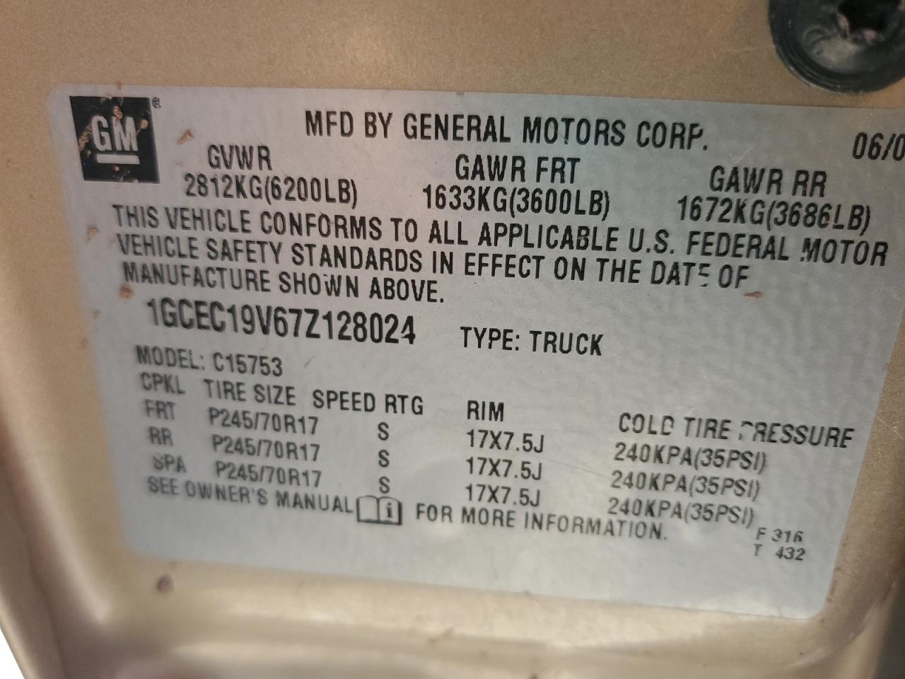 Chevrolet Silverado C1500 Classic Image 3