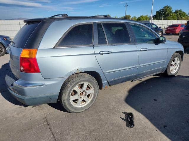 Chrysler Pacifica Touring Image 2