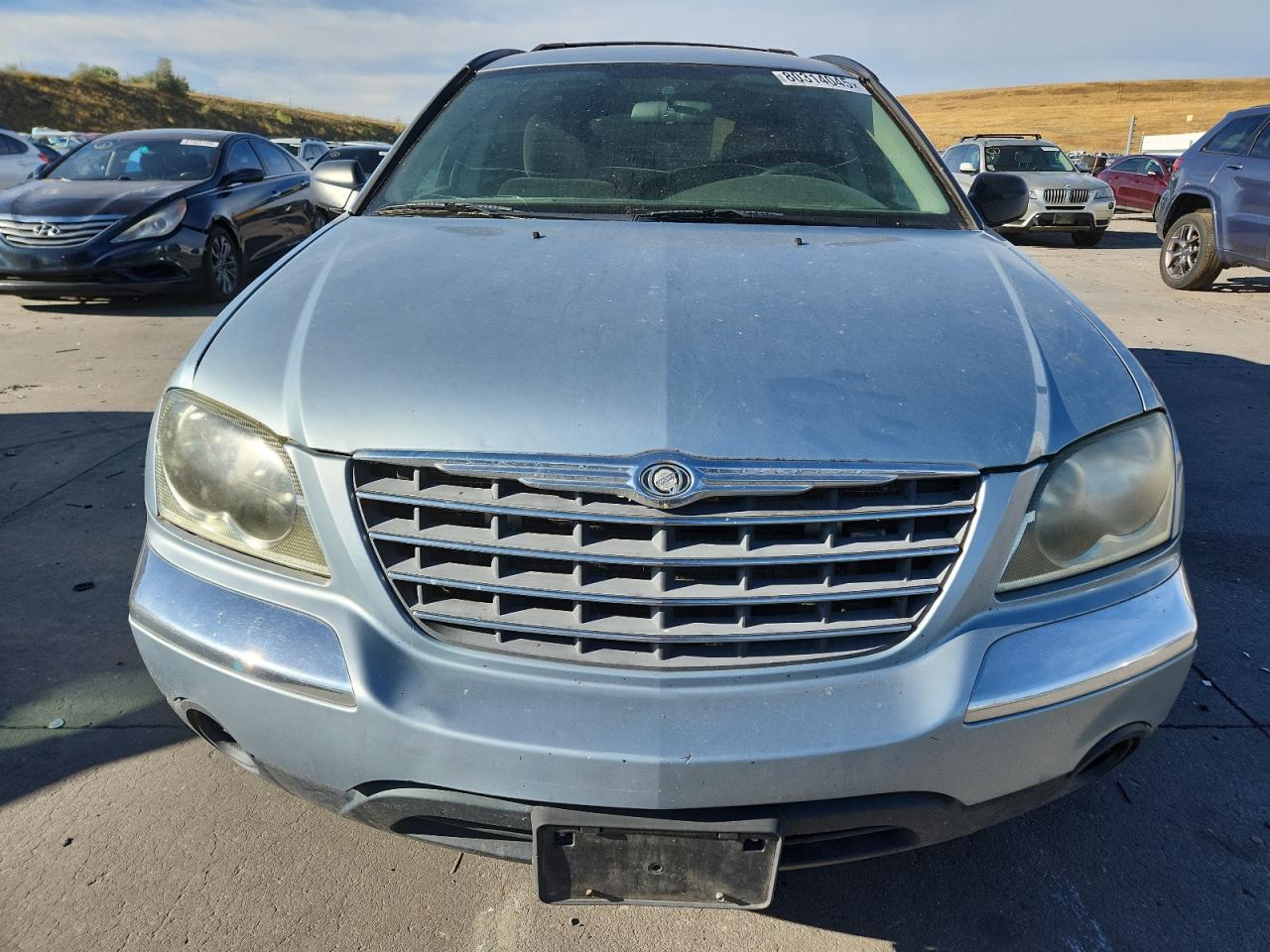 Chrysler Pacifica Touring Image 3