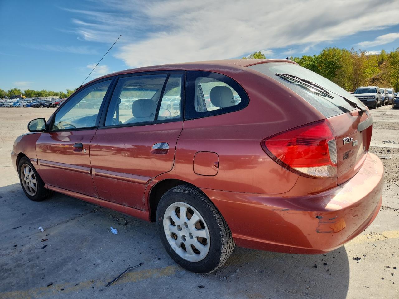 Kia Rio Cinco Image 6