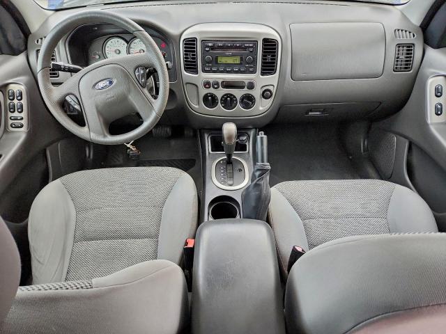 Ford Escape Xlt Image 13