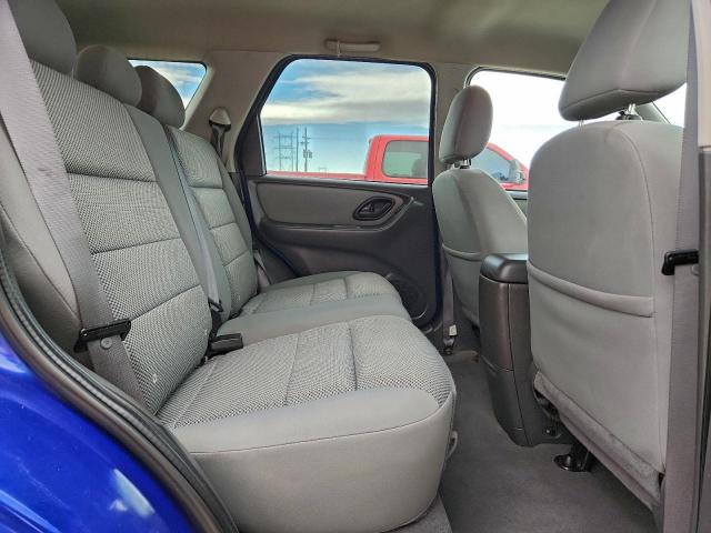 Ford Escape Xlt Image 8