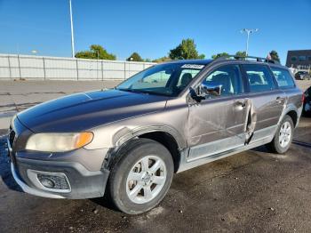  Salvage Volvo XC70