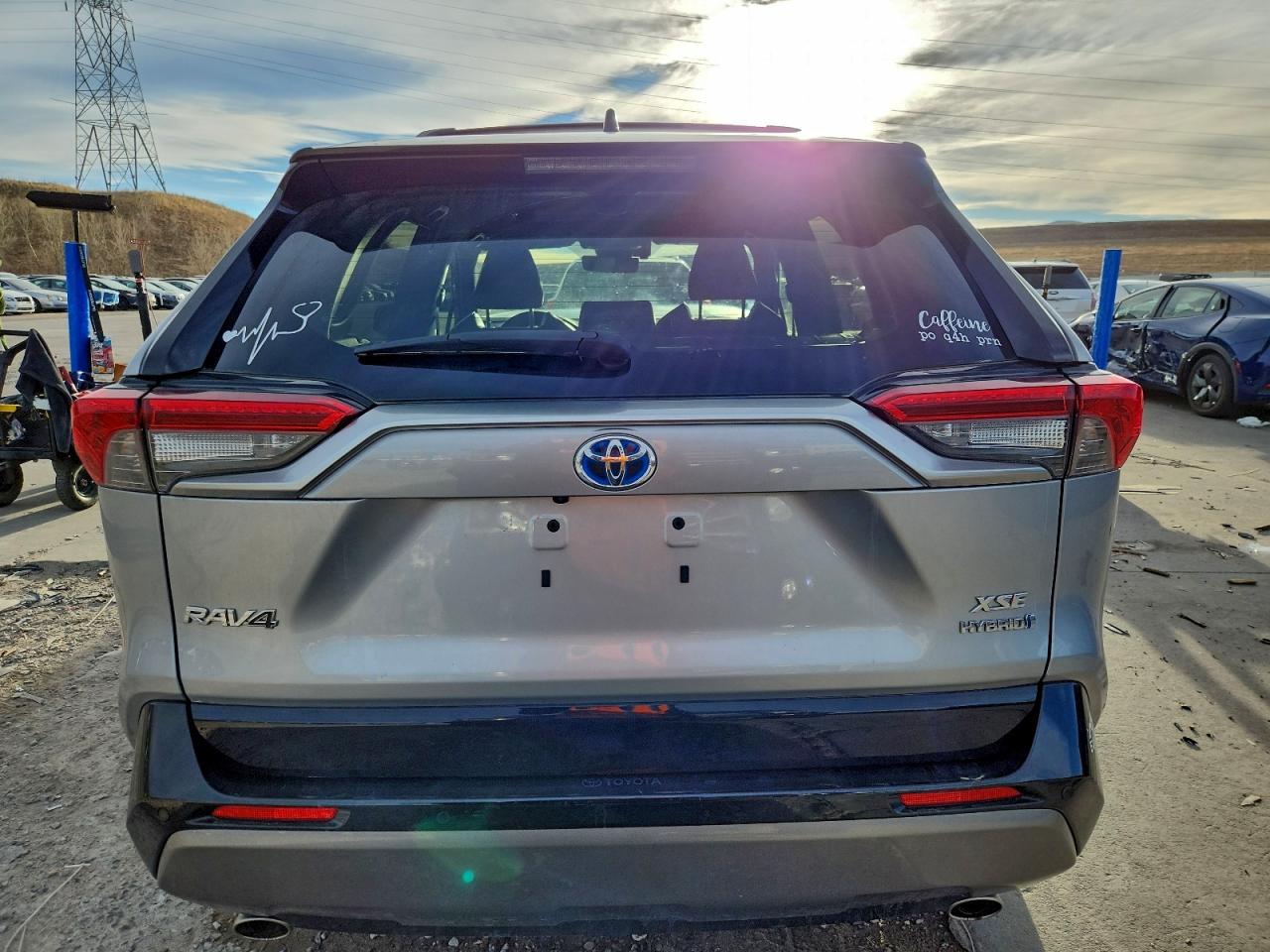 Toyota RAV4 Xse Image 6