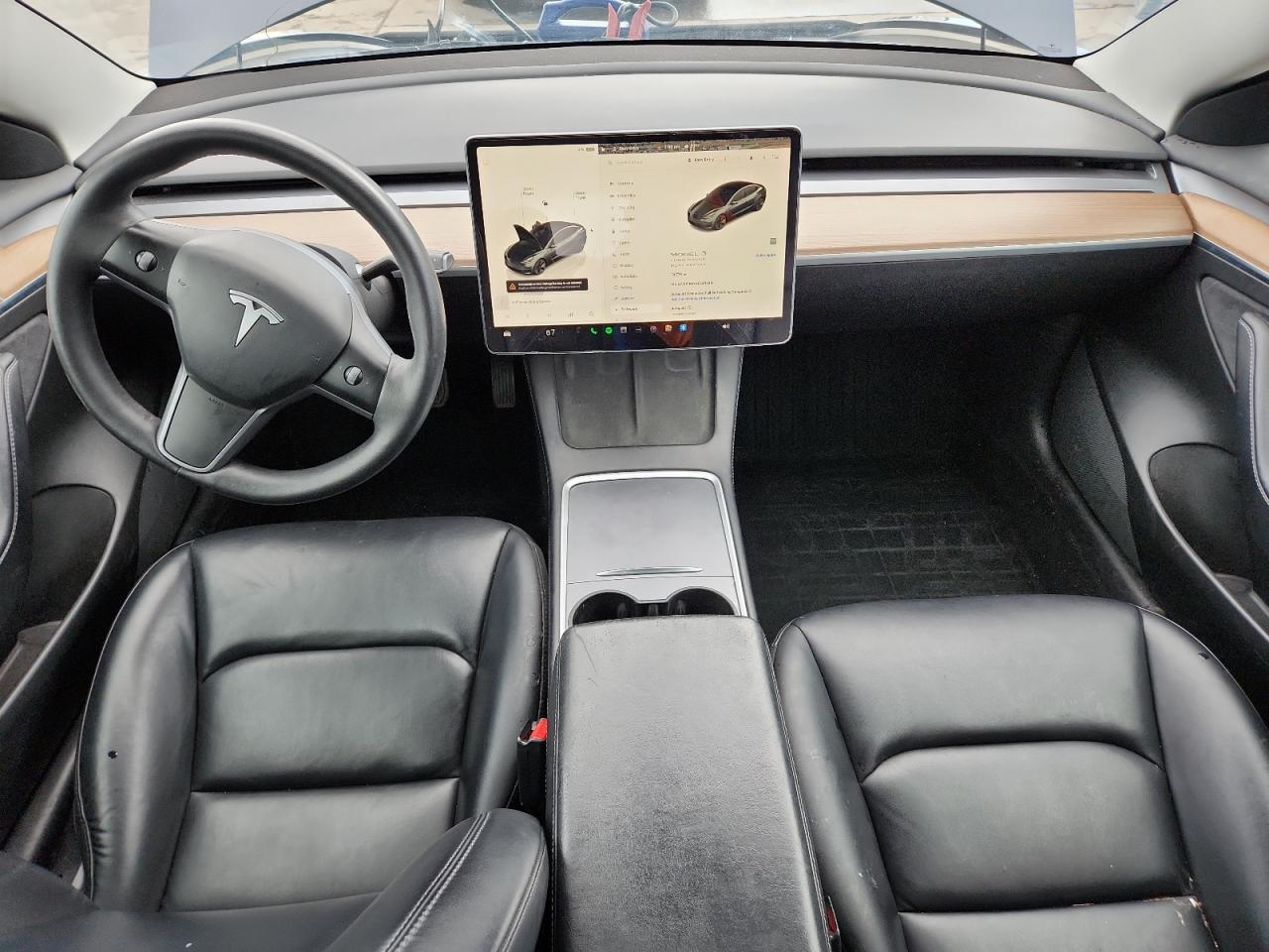 Tesla Model 3 Image 7
