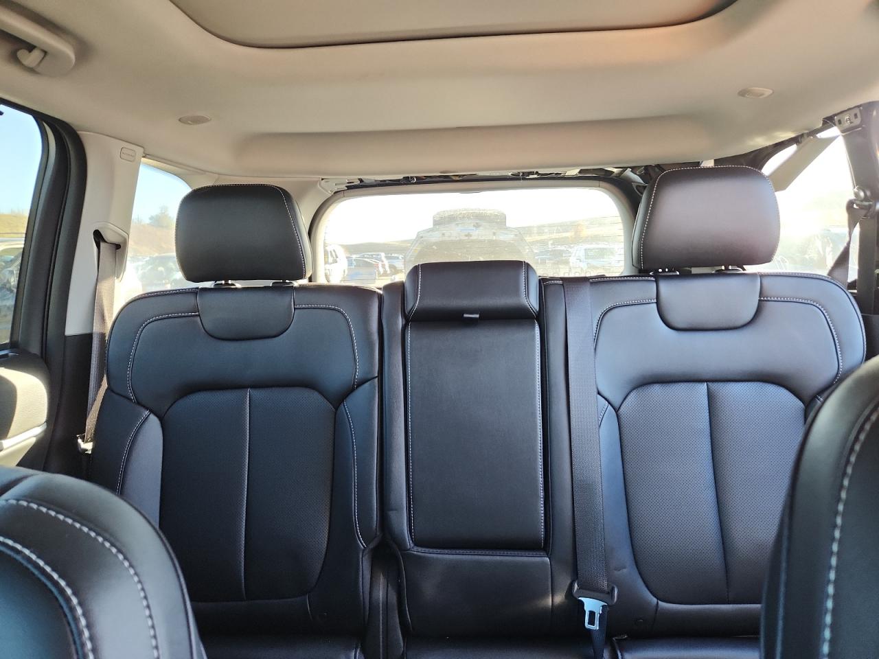 Jeep Grand Cherokee Limited 4xe Image 8