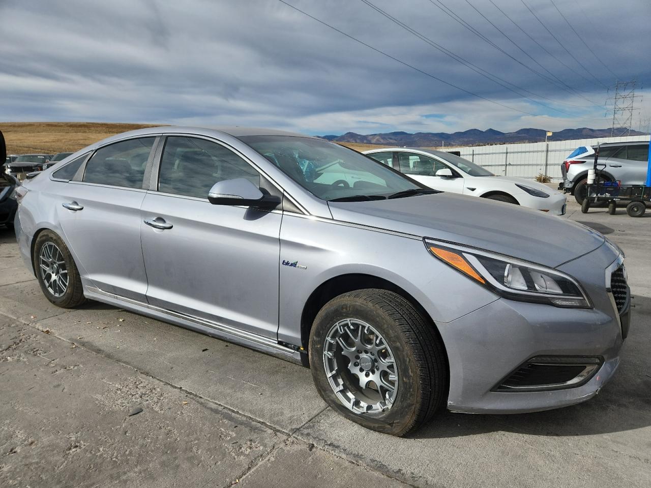 Hyundai SONATA Hybrid Image 5