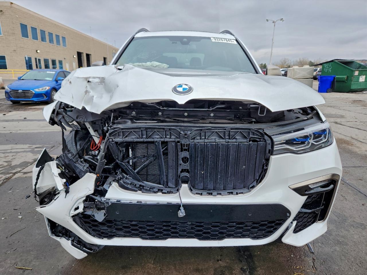 BMW X Series M50i Image 10