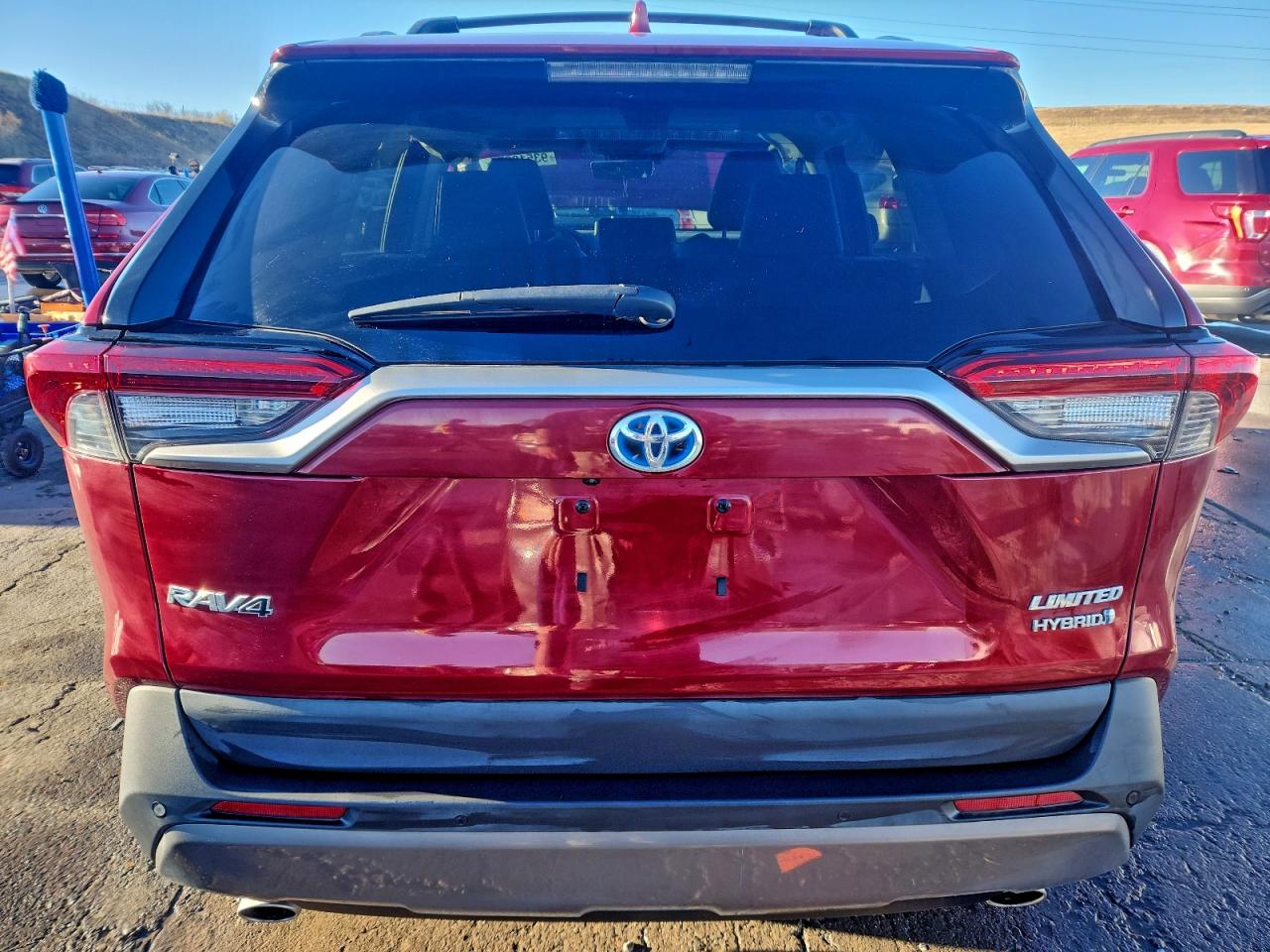 Toyota RAV4 Limited Image 12