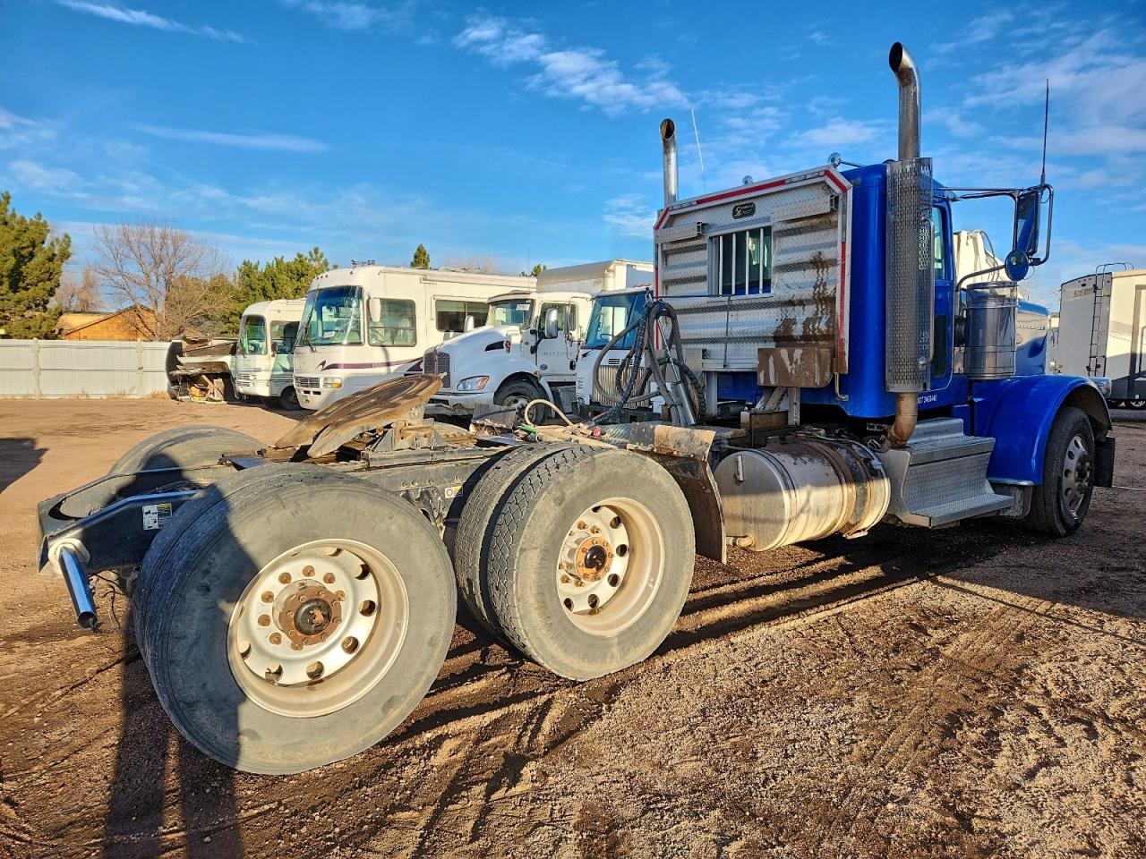 Peterbilt 389 Image 2