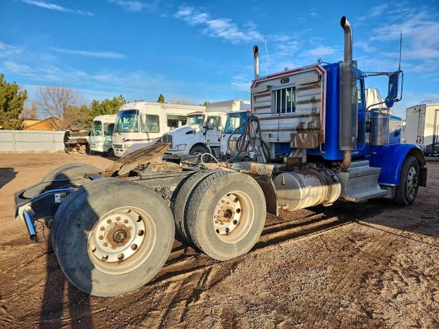 Peterbilt 389 Image 2