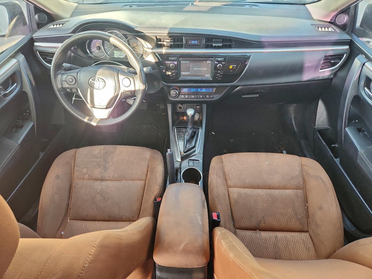 Toyota Corolla L Image 9