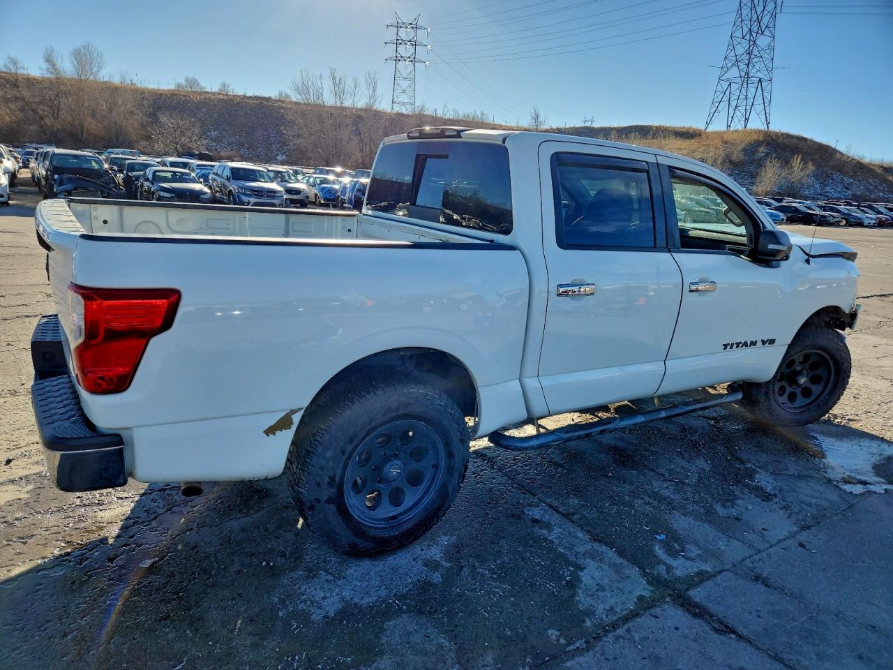 Nissan Titan S Image 9