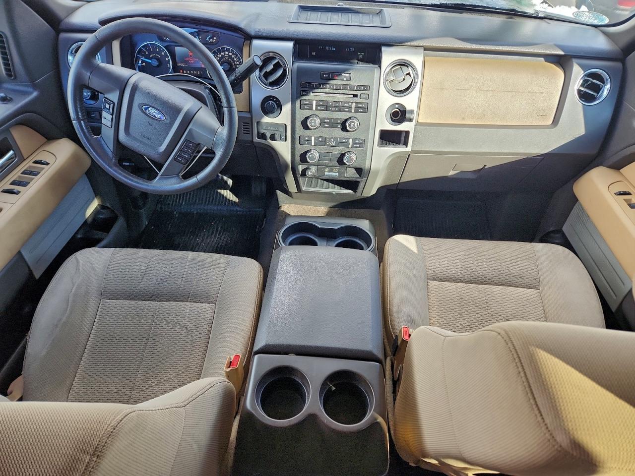 Ford F-150 Super Cab Image 6