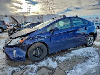  Salvage Toyota Prius