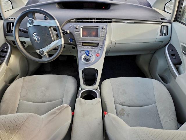 Toyota Prius Image 3