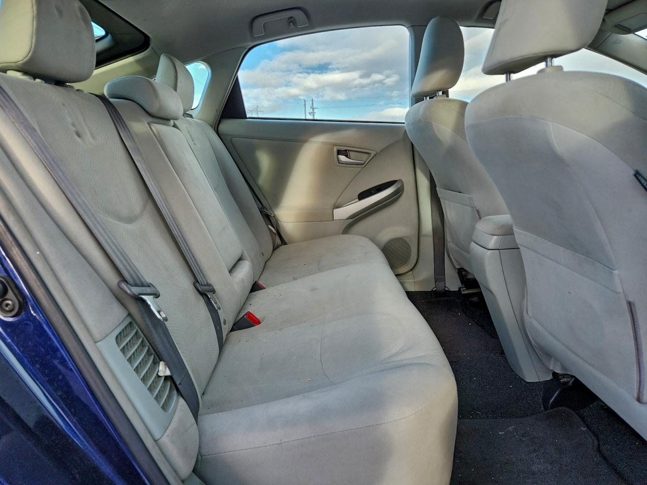 Toyota Prius Image 6