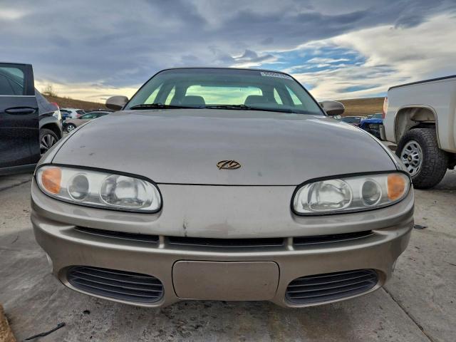 Oldsmobile Aurora 4.0 Image 2