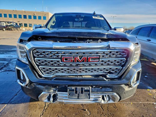 GMC Sierra K1500 Denali Image 6