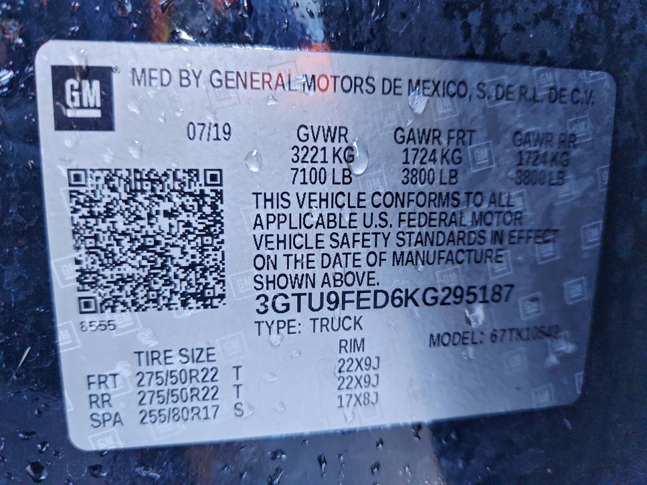 GMC Sierra K1500 Denali Image 5