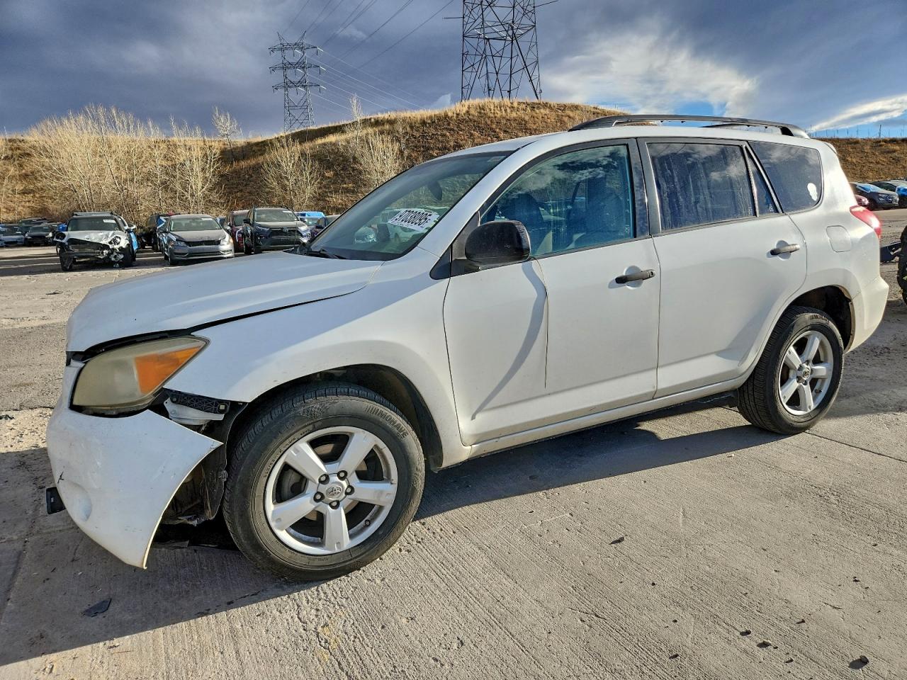 Toyota RAV4 Image 1