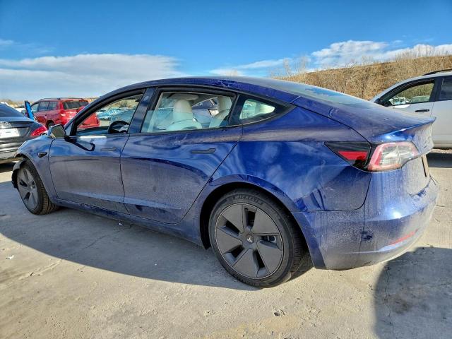 Tesla Model 3 Image 12