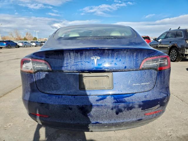 Tesla Model 3 Image 13