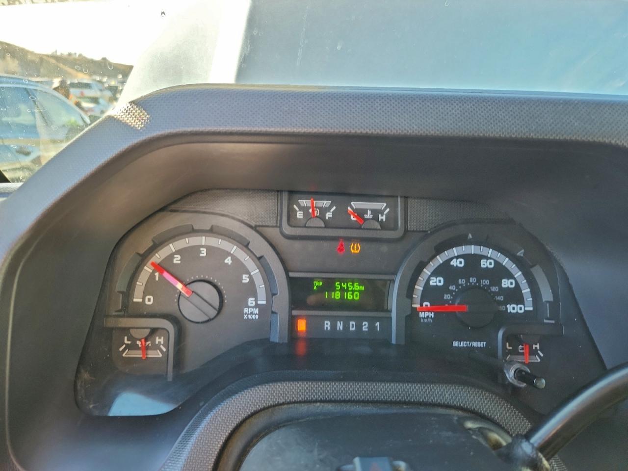 Ford E-350 E350 Super Duty Van Image 13