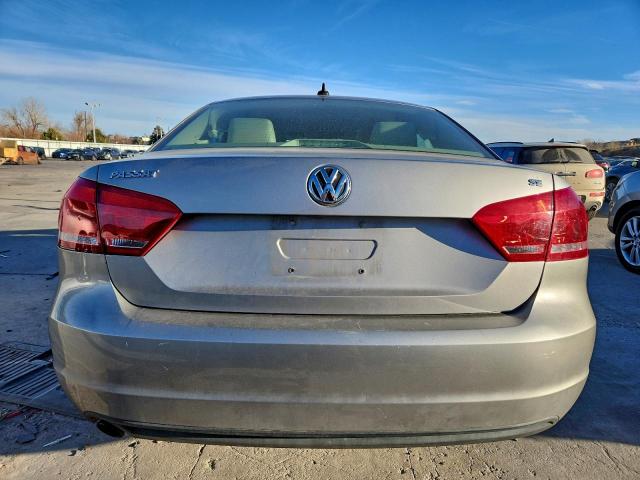 Volkswagen Passat Se Image 5