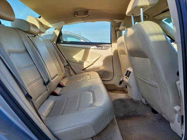 Volkswagen Passat Se Image 4