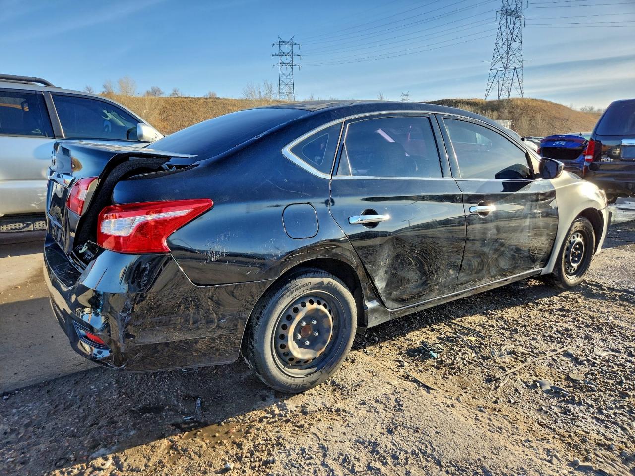 Nissan Sentra S Image 2