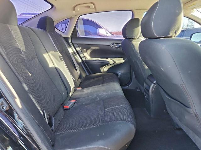 Nissan Sentra S Image 7