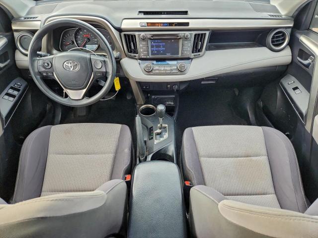 Toyota RAV4 Xle Image 10