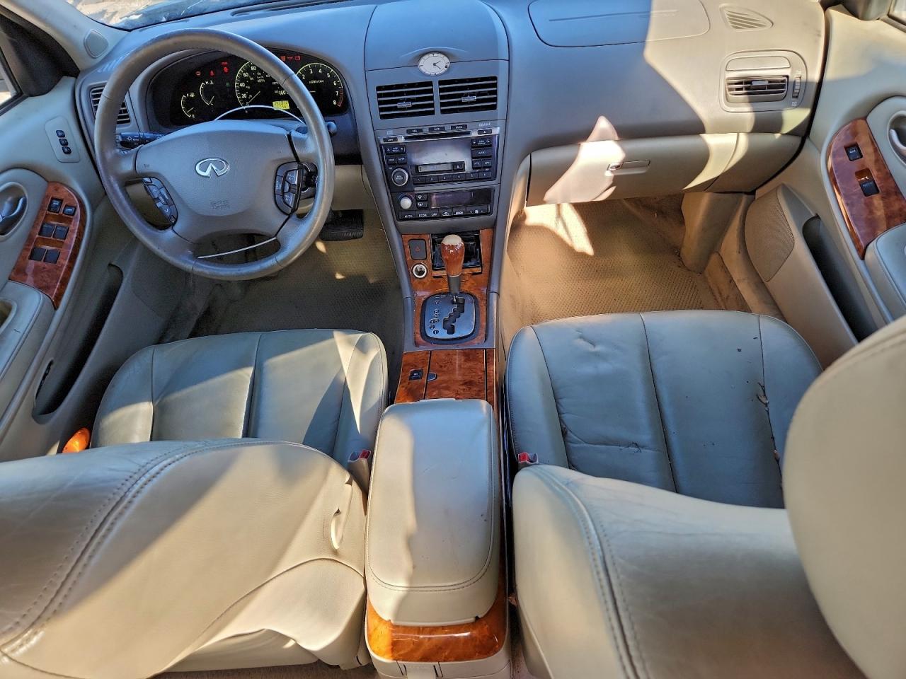 INFINITI I35 Image 10